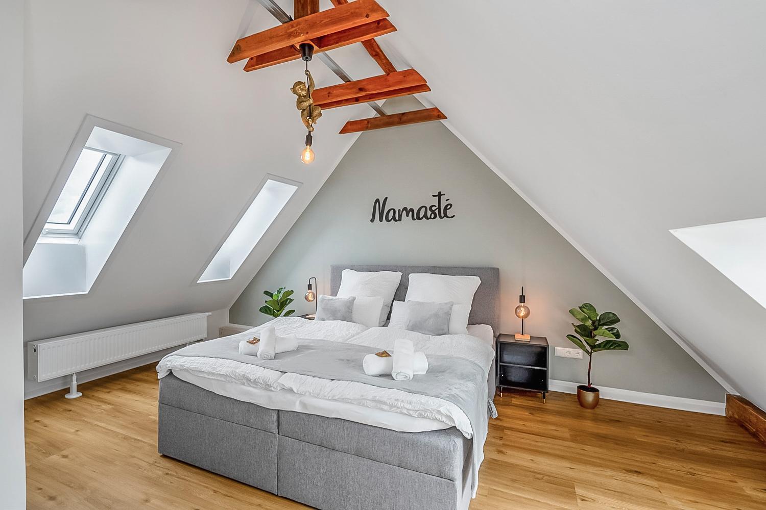 Namaste Homes - Ferienwohnung Mit Dachterrasse บัดวินด์สไฮม์ ภายนอก รูปภาพ